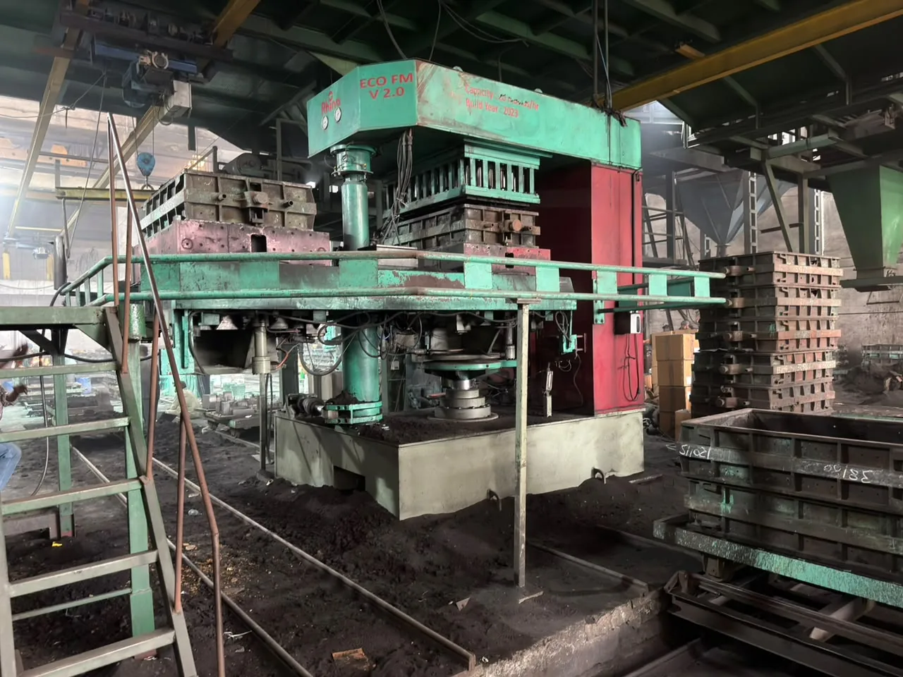 High-pressure moulding machine